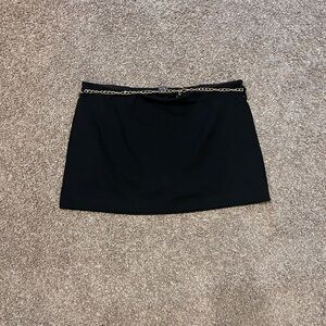 Elegant Black Skirt with Chain Detail